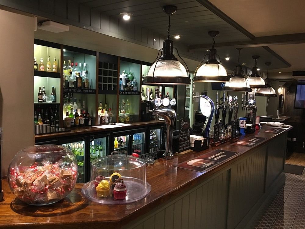 West Port Hotel 린리스고 외부 사진