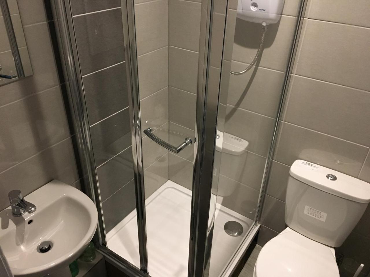 West Port Hotel 린리스고 외부 사진